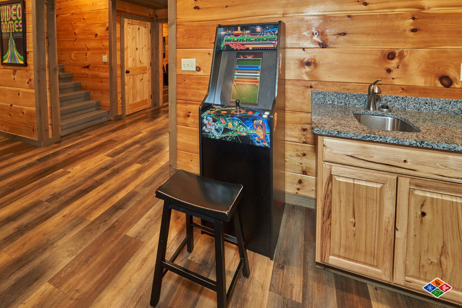 Old Papa Bear Lodge Gatlinburg Cabin