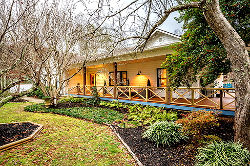 Photo of Bluff Mountain Inn