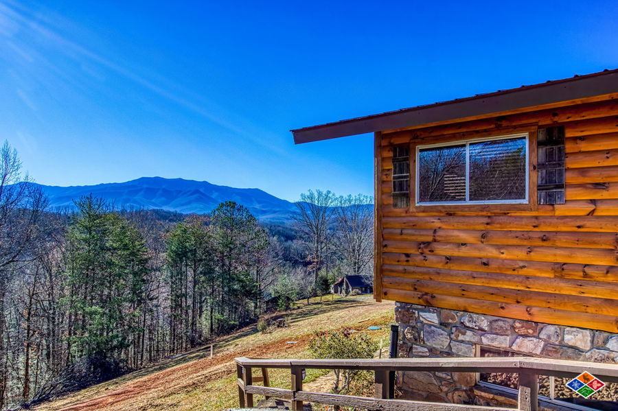 Hawks Ridge Cabin