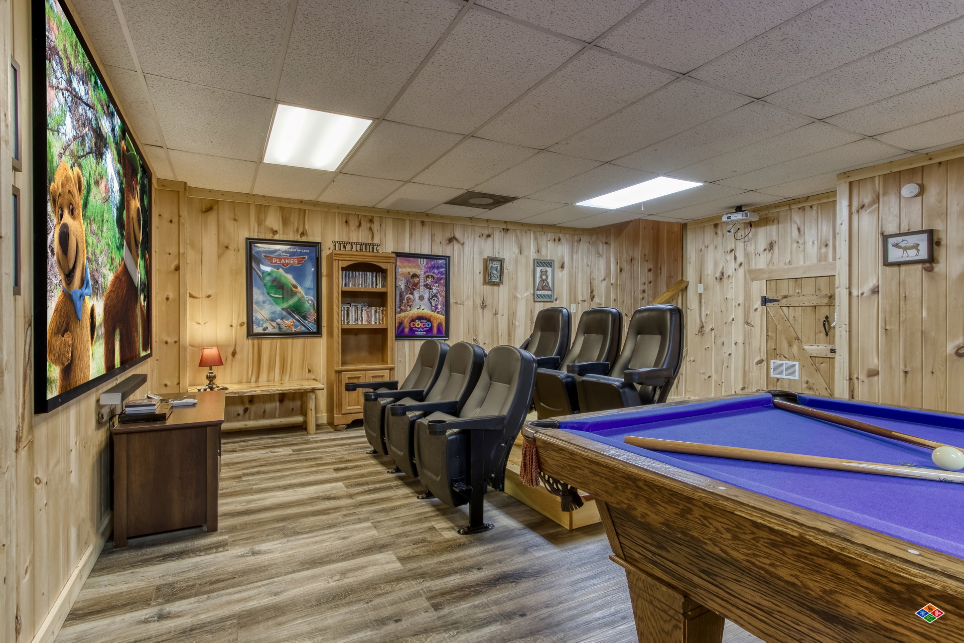 Hickory Lodge