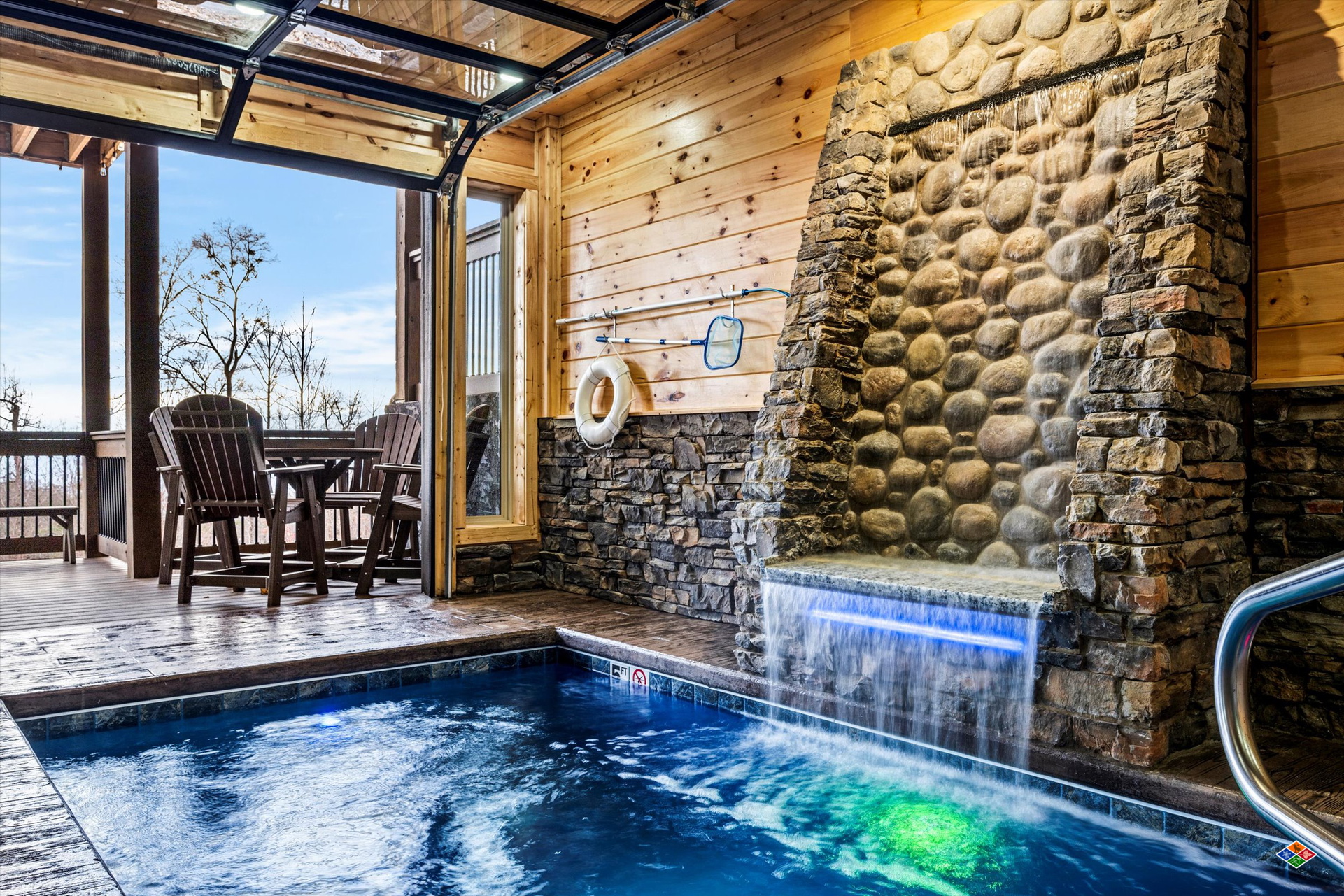 Holy Smokes Pool Lodge