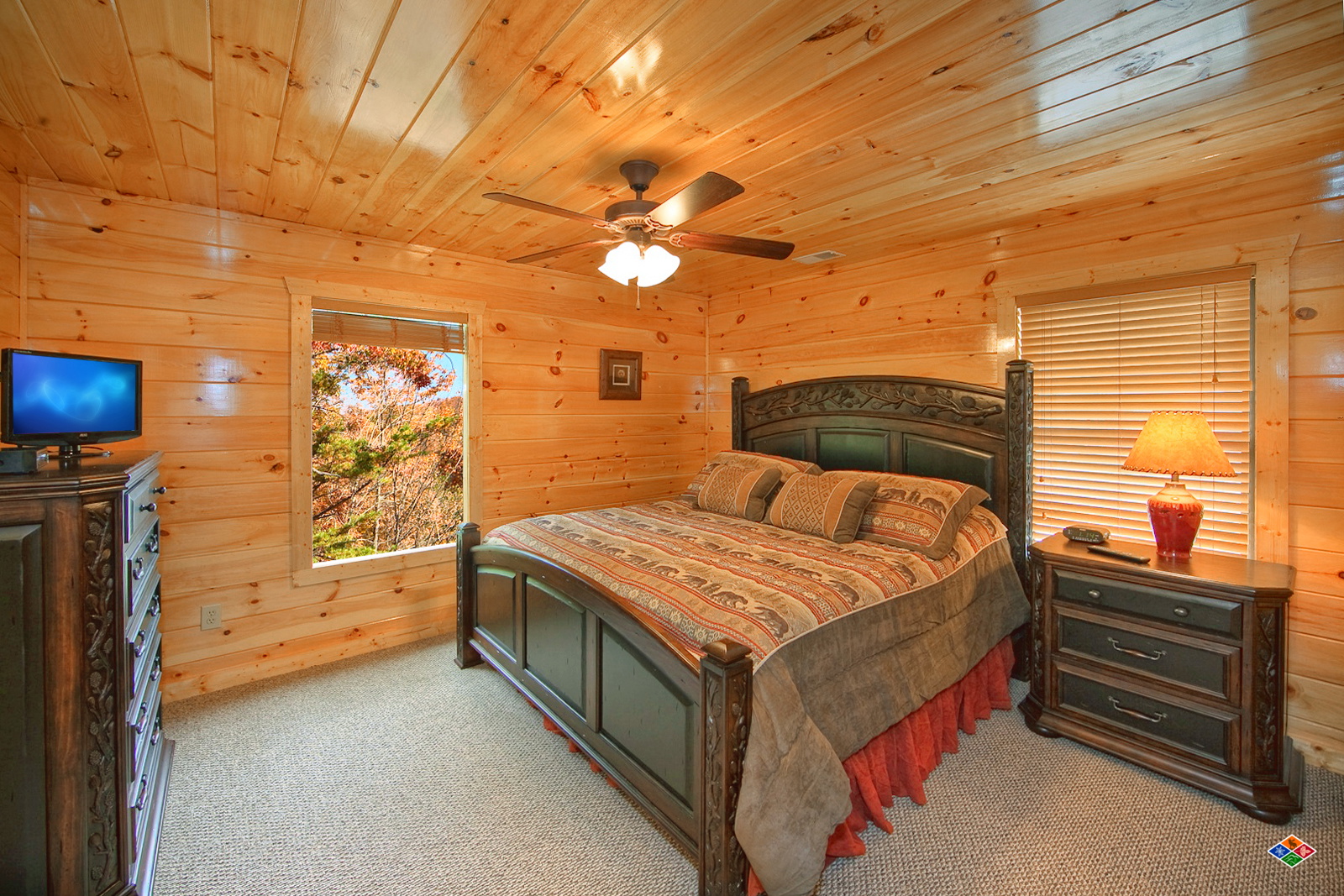Lazy Daze Lodge - Gatlinburg Cabin - Smoky Mountains