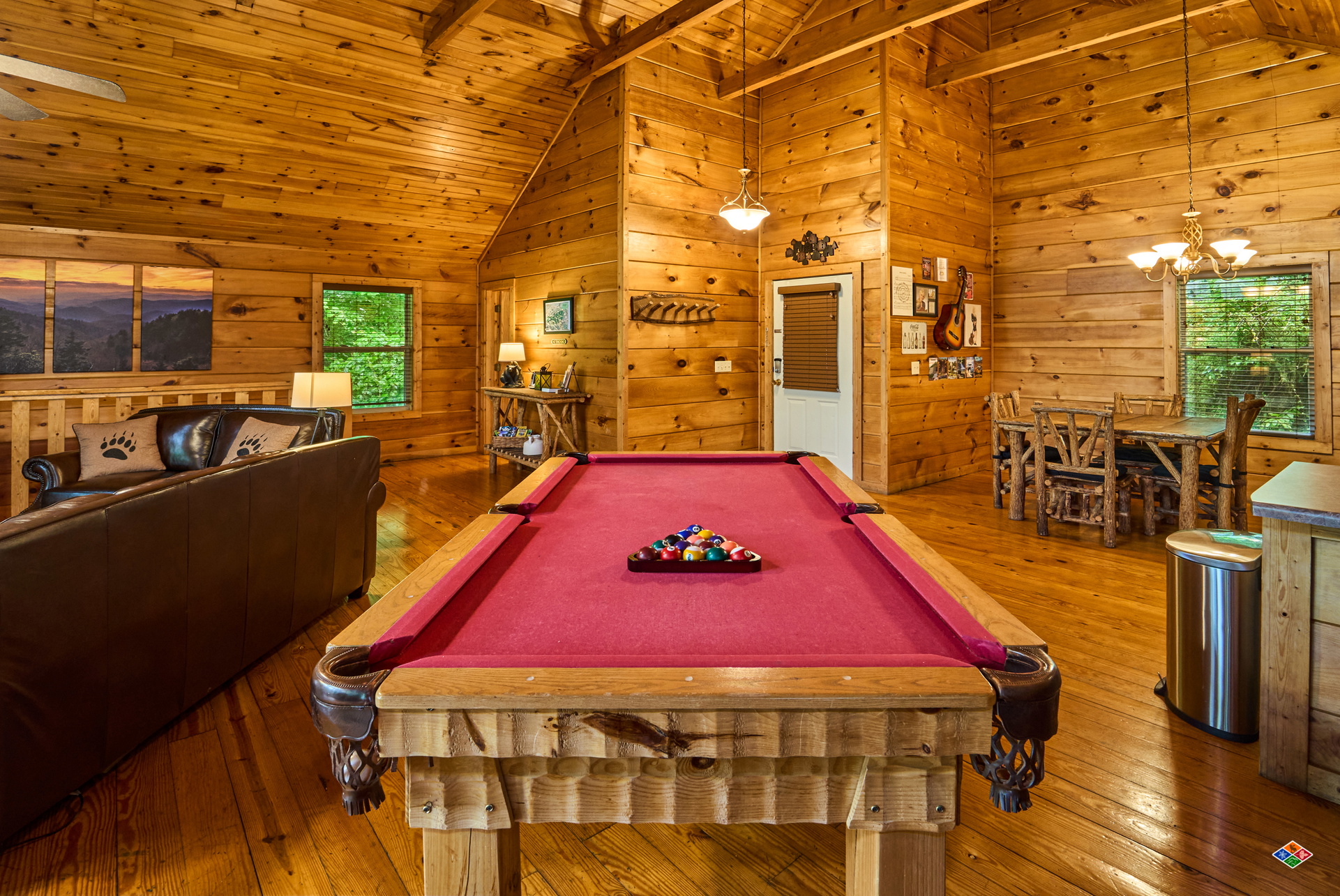 Only Dreamin Cabin in Pigeon Forge