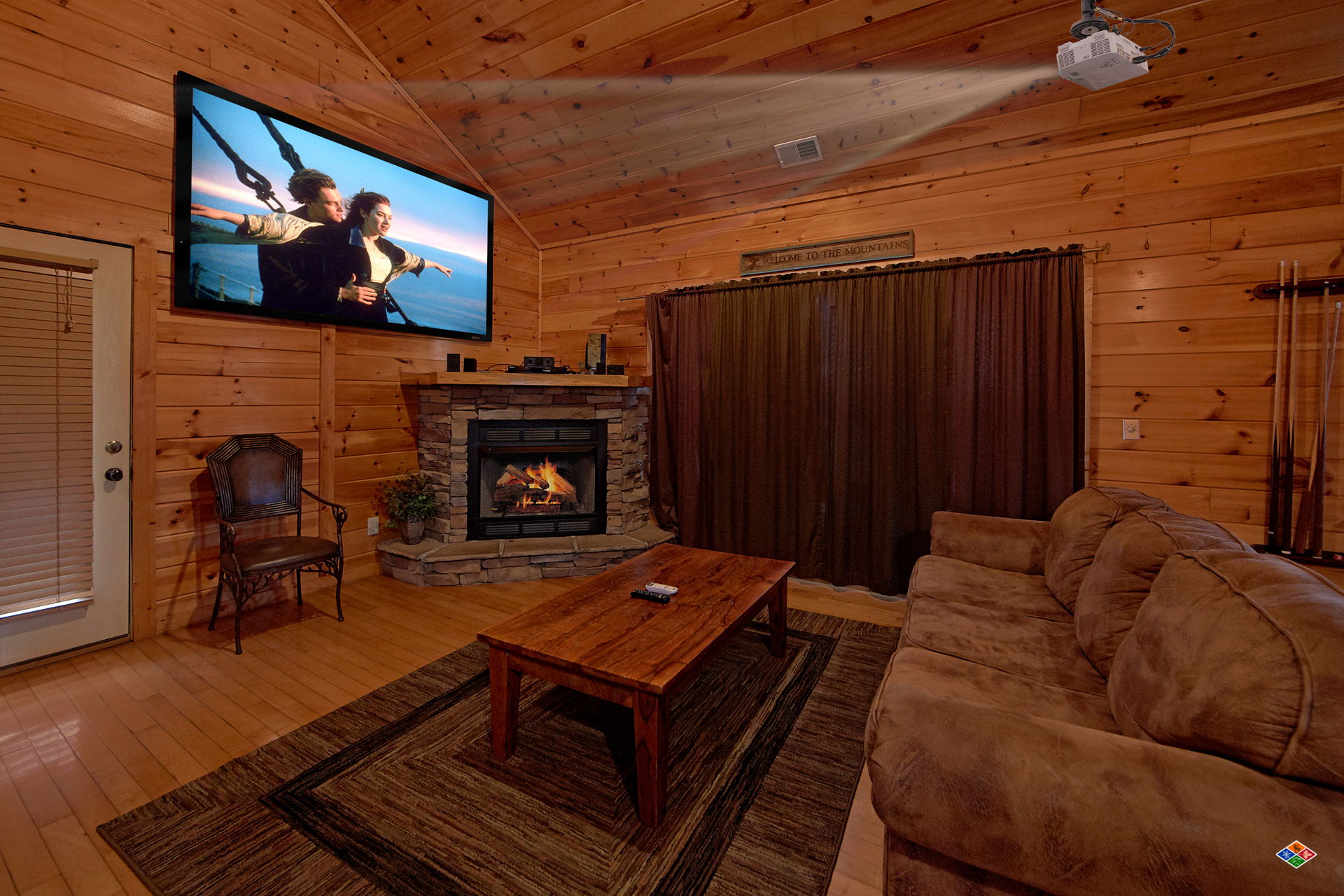 Southern Comfort - Gatlinburg Cabin - Smoky Mountains