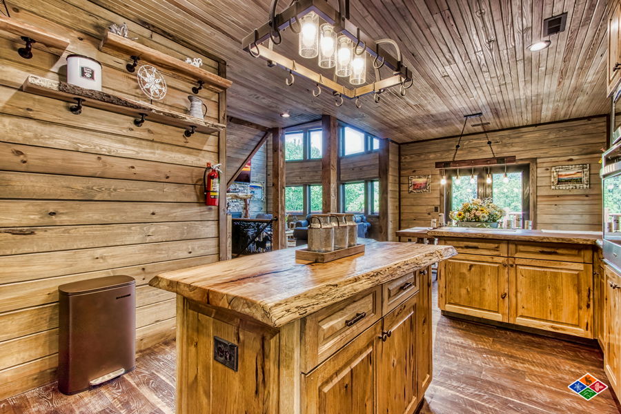 Amazing Indoor Pool Cabin