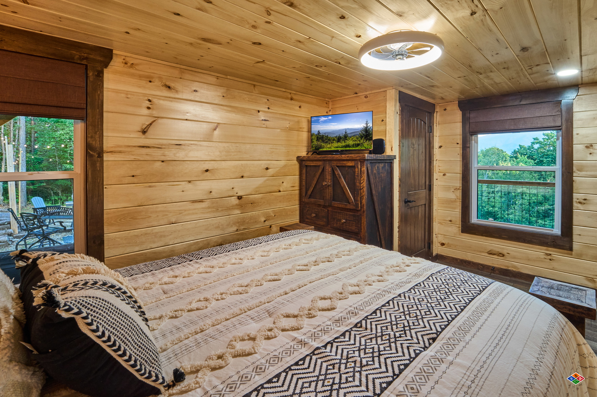 Twin Peaks Cabin