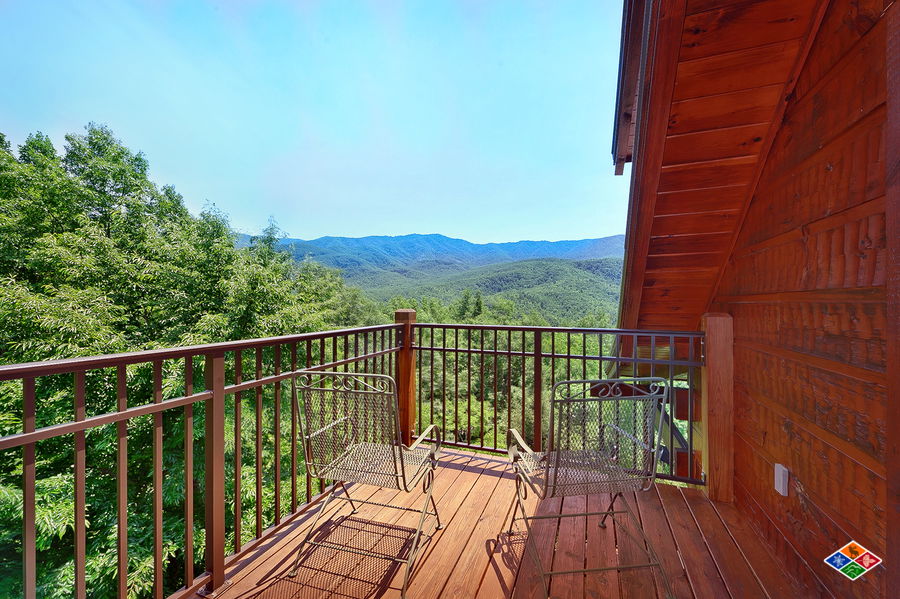 Wine Down Gatlinburg Cabin Smoky Mountains