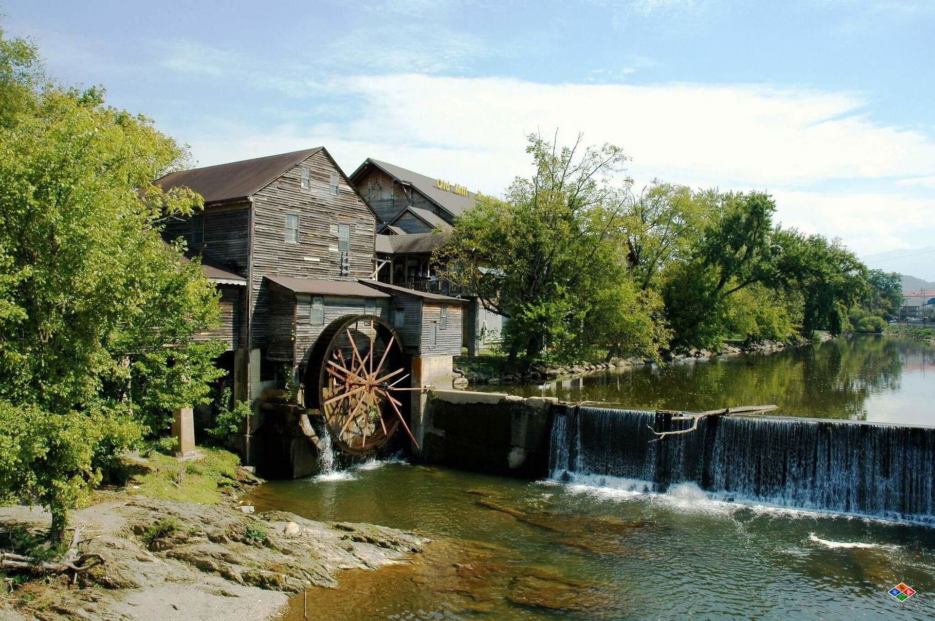 16th Annual Old Mill Heritage Day - Gatlinburg, TN Vacation | Elk ...