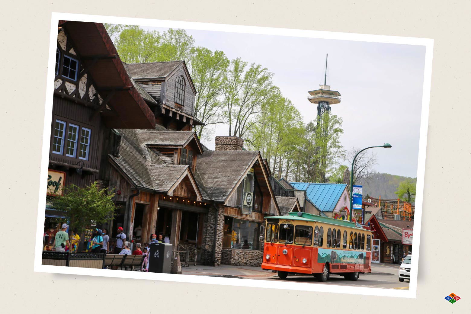 Gatlinburg trolley driving through town