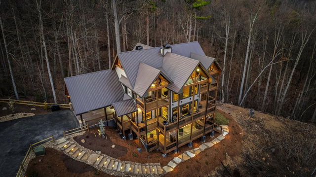 Best Cabins Close to Rocky Top Sports World