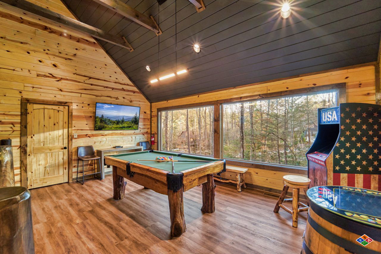 Adventure Splash Cabin