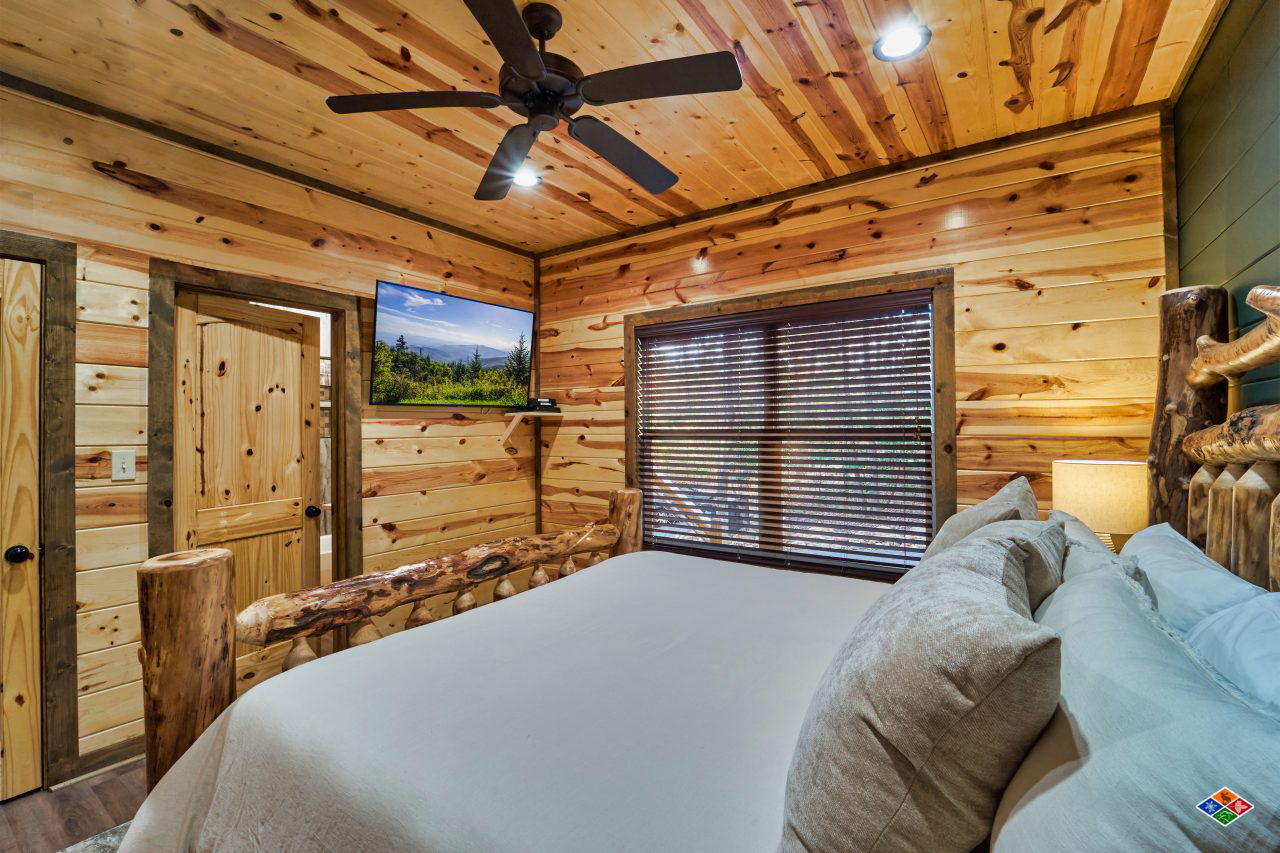 Adventure Splash Cabin