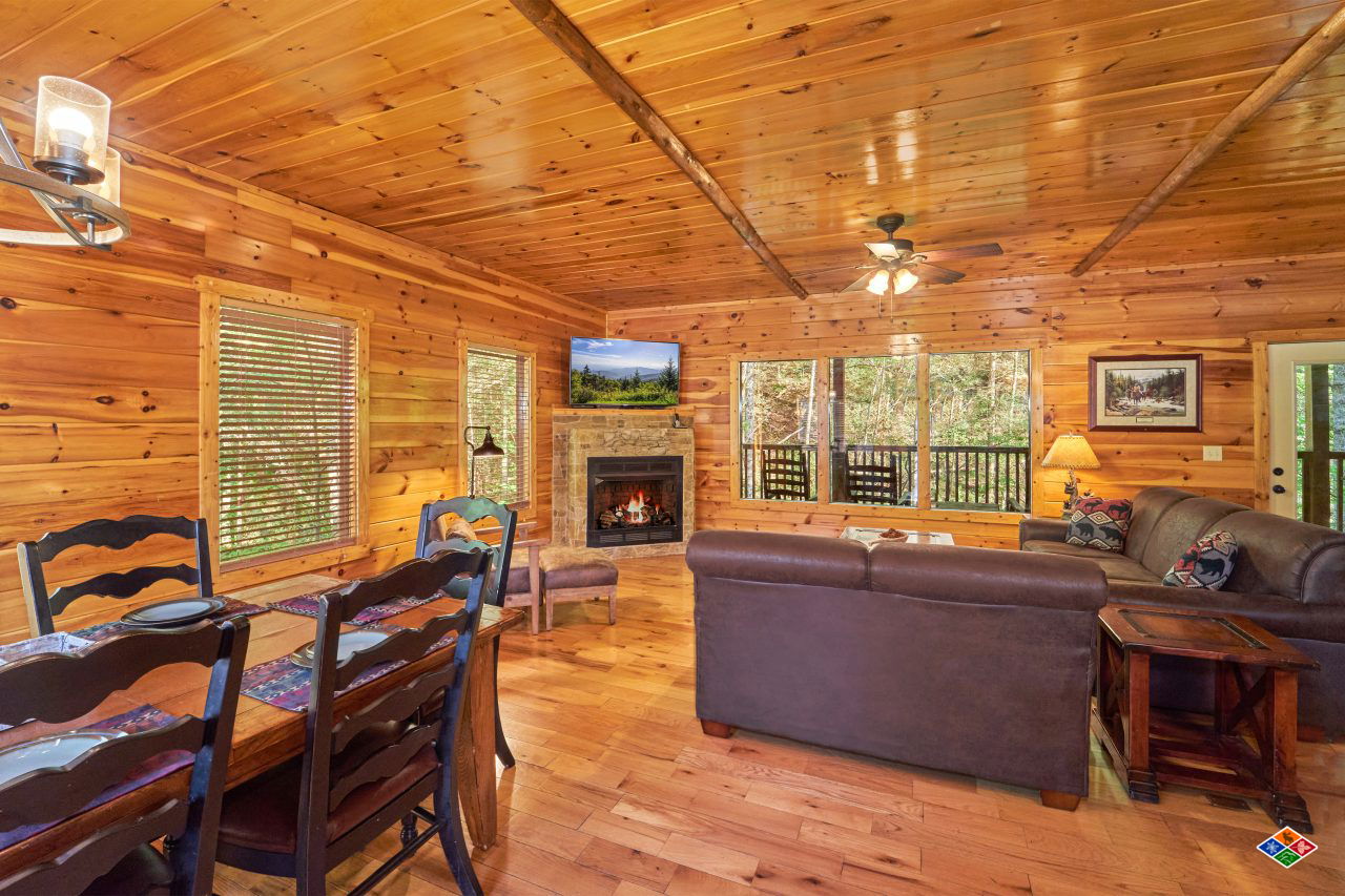 Lumberjack Lodge Gatlinburg Cabin Smoky Mountains
