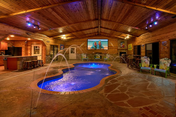 Should I Rent a Pool Cabin or a Cabin Without an Indoor Pool in Gatlinburg? Complete Decision Guide
